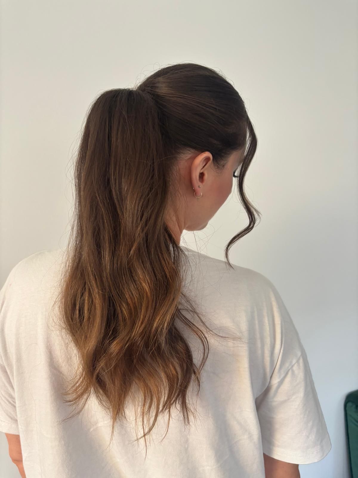 Long platinum blonde waves, icy toned
